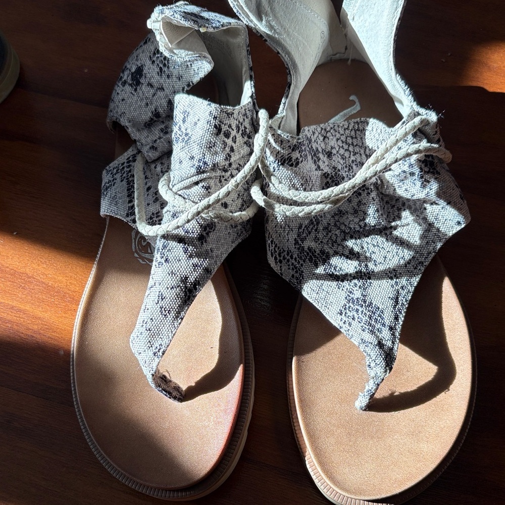 Very G Black and White Snakeskin Sandals